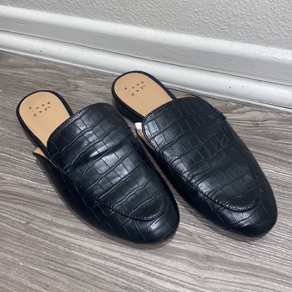 A New Day Black Croc Mules - Picture 2 of 5